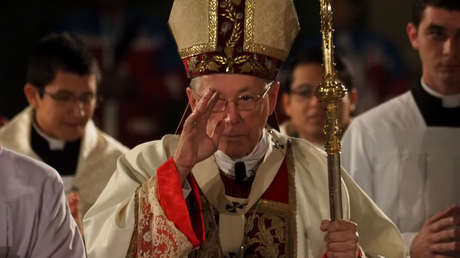 Abusos sexuales, premio y silencio: el ocaso del cardenal del Opus Dei sancionado en Latinoamérica