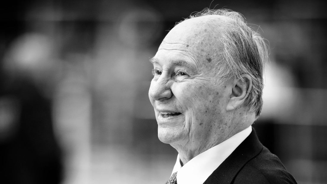 Fallece el Aga Khan, líder espiritual y uno de los hombres más ricos del mundo
