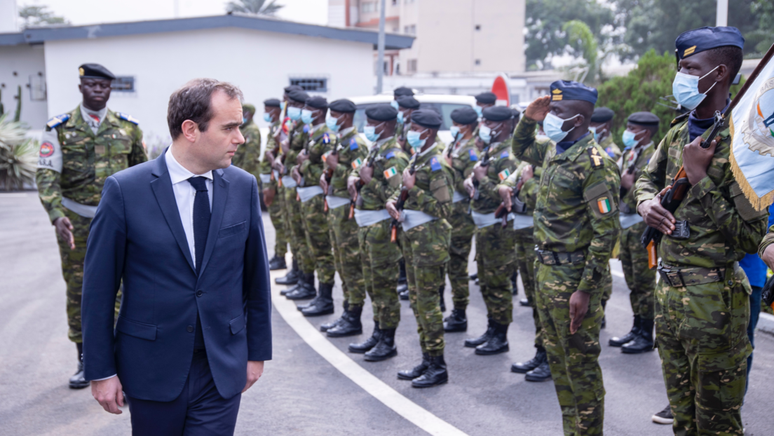 Francia expulsada de África: París cerrará su base en un país más