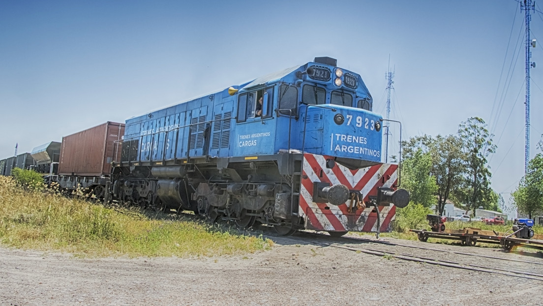 El Gobierno de Milei oficializa el proceso de privatización de la empresa de trenes Belgrano Cargas