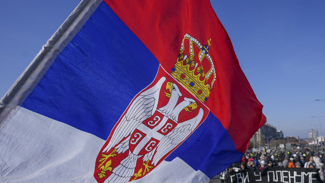 Vucic revela cuánto dinero invirtieron desde el extranjero para derrocar al Gobierno serbio