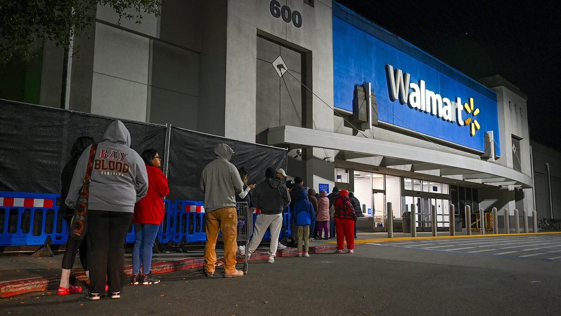 Apagón económico: ¿por qué los consumidores en EE.UU. llaman a boicotear a grandes minoristas?