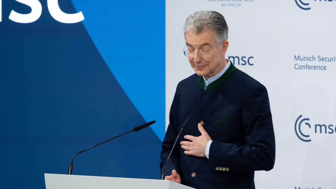 VIDEO: El organizador de la Conferencia de Múnich llora en la clausura