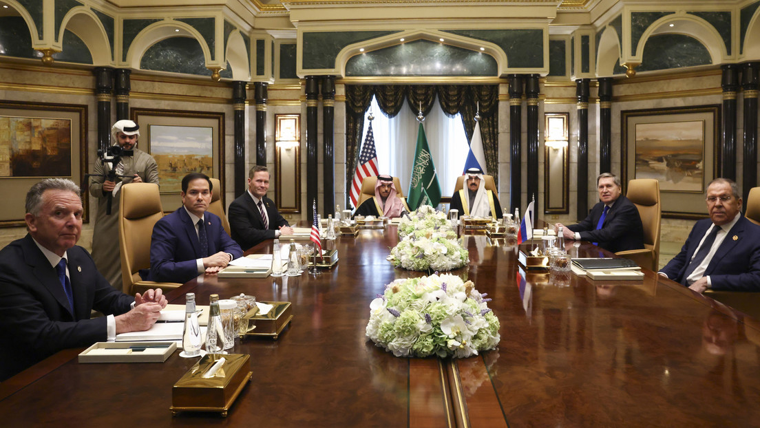 Casa Blanca: La reunión entre Rusia y EE.UU. fue un "paso monumental" hacia la paz en Ucrania