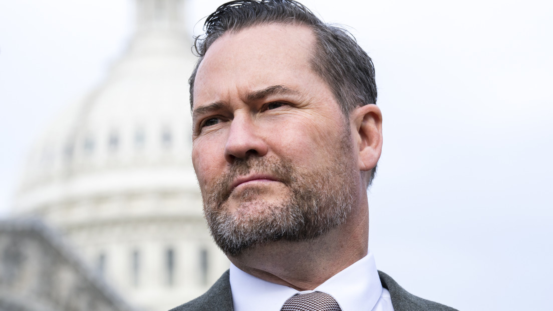 Waltz: Trump no tolerará una "escalada retórica y la oposición" de Zelenski