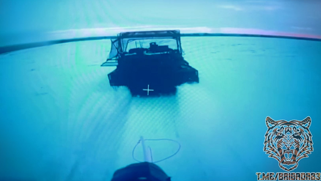 VIDEO: Un tanque de producción sueca cae víctima de un dron ruso