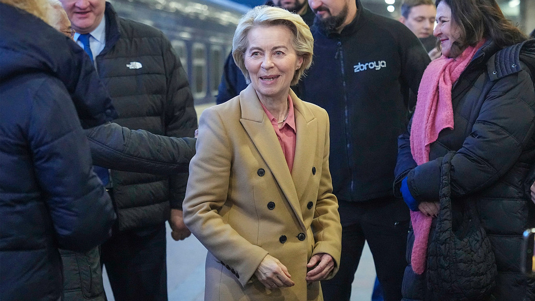 Von der Leyen promete 3.500 millones de euros a Ucrania