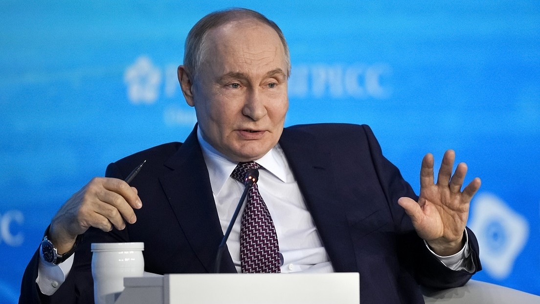 Putin: Rusia está lista para explorar sus tierras raras con los socios extranjeros