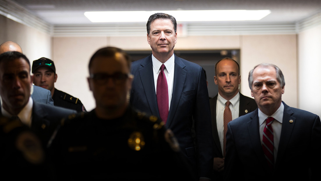 Exdirector del FBI, bajo la lupa por espionaje encubierto a Donald Trump