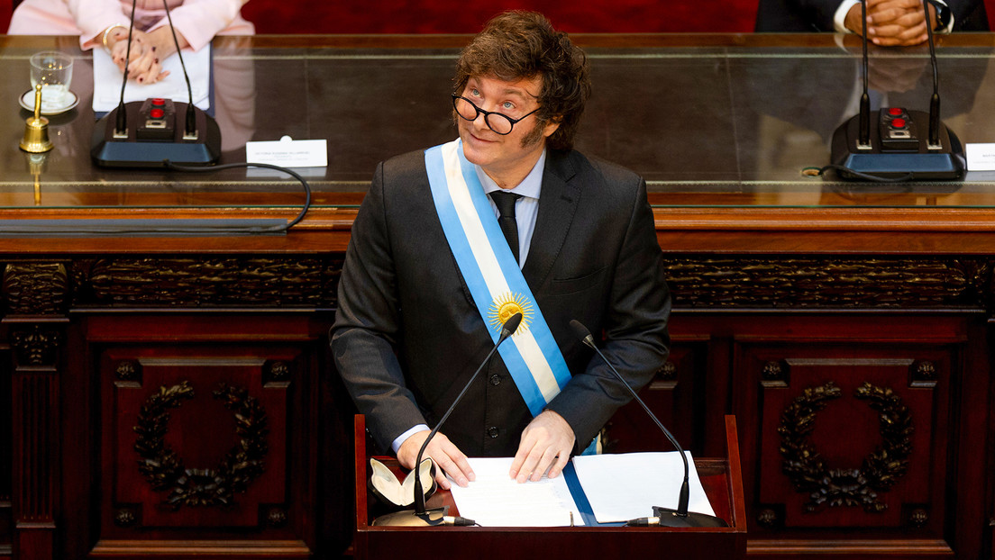 Un país "radicalmente distinto": Milei defiende su gestión ante un Congreso semivacío