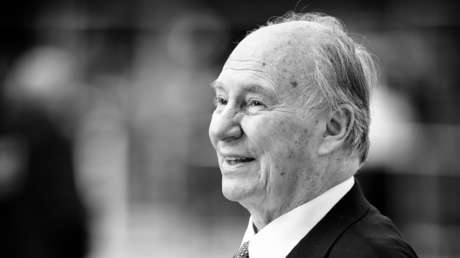 Fallece el Aga Khan, líder espiritual y uno de los hombres más ricos del mundo