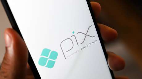 Meta gana dinero con campaña de 'fake news' en Brasil