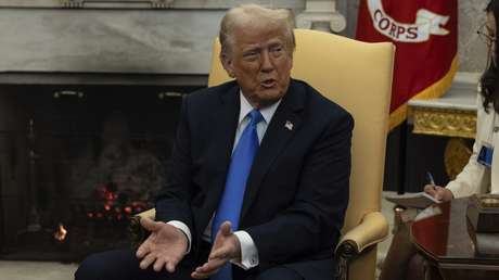 Trump: "¡De vuelta al plástico!"