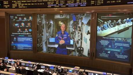 Cosmonauta ruso defiende su tesis de maestría desde el espacio