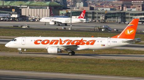 Venezuela retoma los vuelos para repatriar a migrantes desde EE.UU.