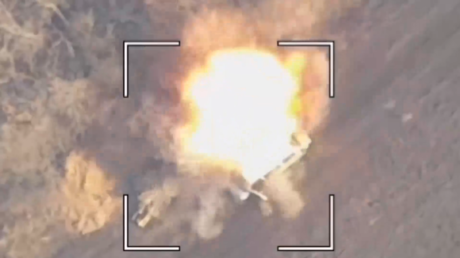 VIDEO: Operadores de drones suicidas rusos cazan a sus homólogos ucranianos