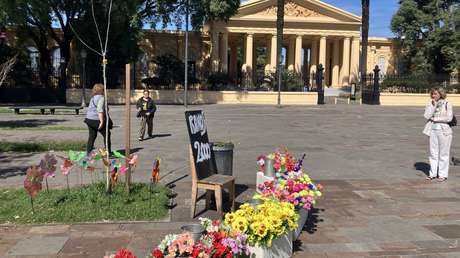 De Gardel a Cerati: las 'tumbas de la gloria' que atraen a cientos de visitantes en Argentina