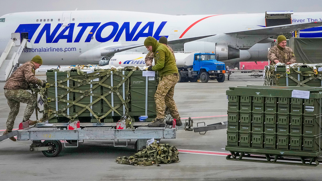 NYT: EE.UU. podría poner fin a la ayuda a Kiev tras "el espectáculo en el Despacho Oval"