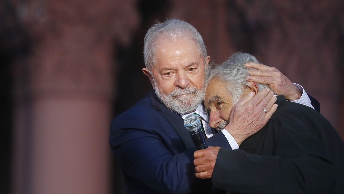 VIDEO: El emotivo gesto de Lula con Mujica