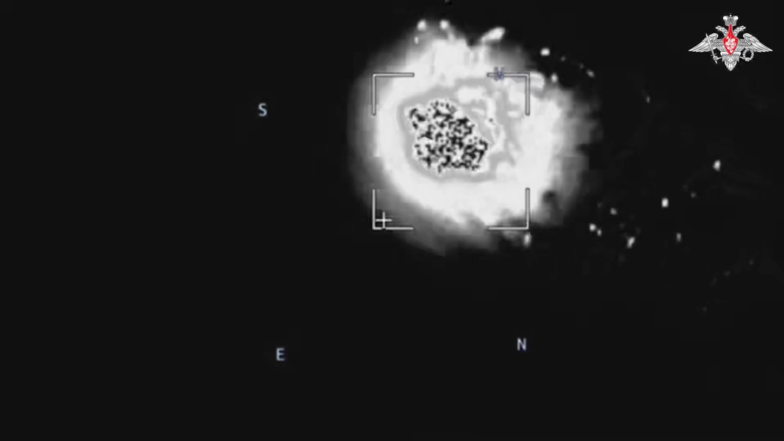 VIDEO: Un dron ruso Lancet calcina un blindado ucraniano