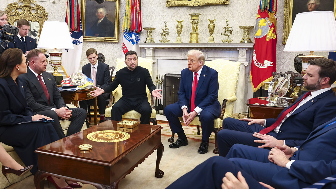 Asesores de Trump insisten en la renuncia de Zelenski como parte de cualquier acuerdo de paz