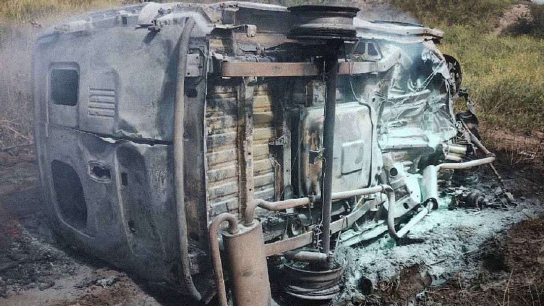 Iba a tirar las cenizas de su esposo y muere en un choque junto a su hija en Argentina