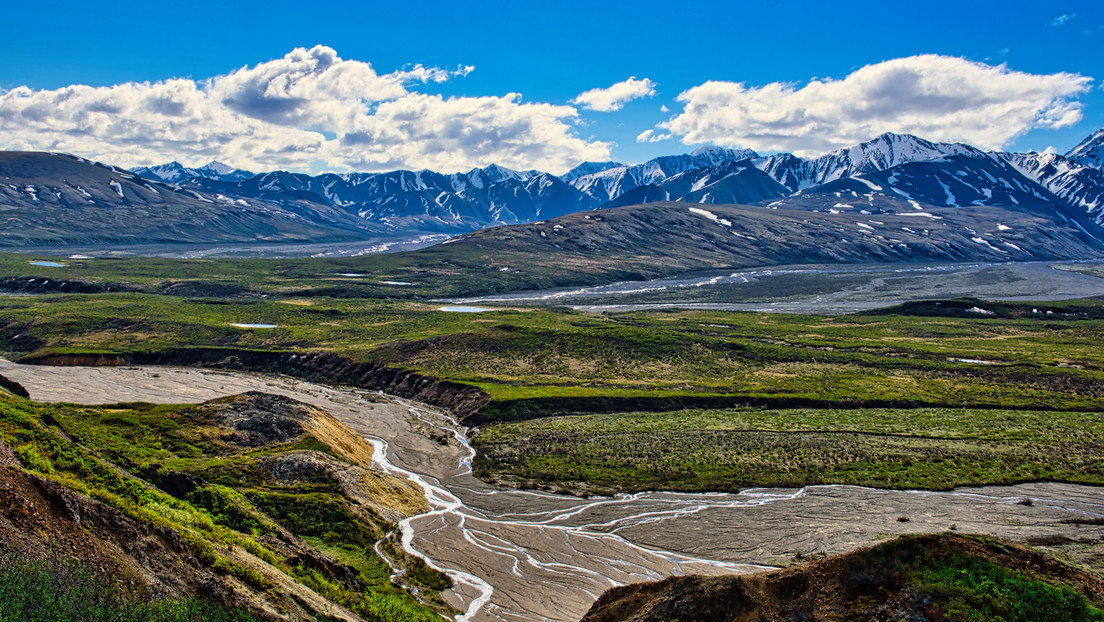 Trump anuncia planes para impulsar un "gigantesco" gasoducto en Alaska