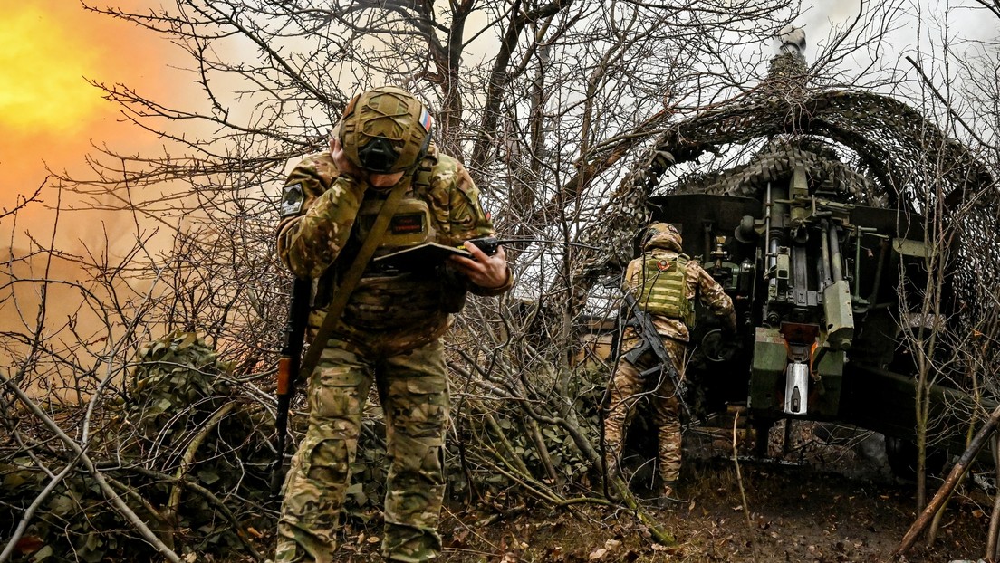 Putin a la madre de un héroe ruso caído: "Rusia no va a ceder ante nadie en Ucrania"