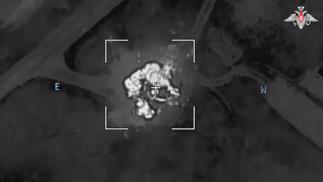 VIDEO: Drones rusos alcanzan a militares ucranianos escondidos en un edificio