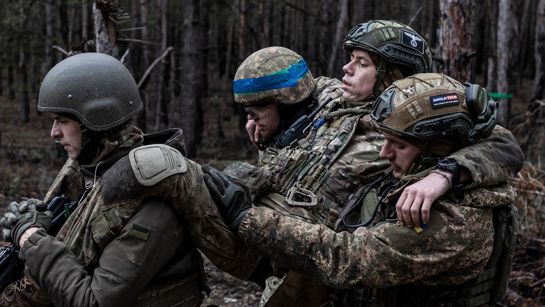 Inteligencia rusa: Occidente oculta la propagación de la ideología nazi en Ucrania