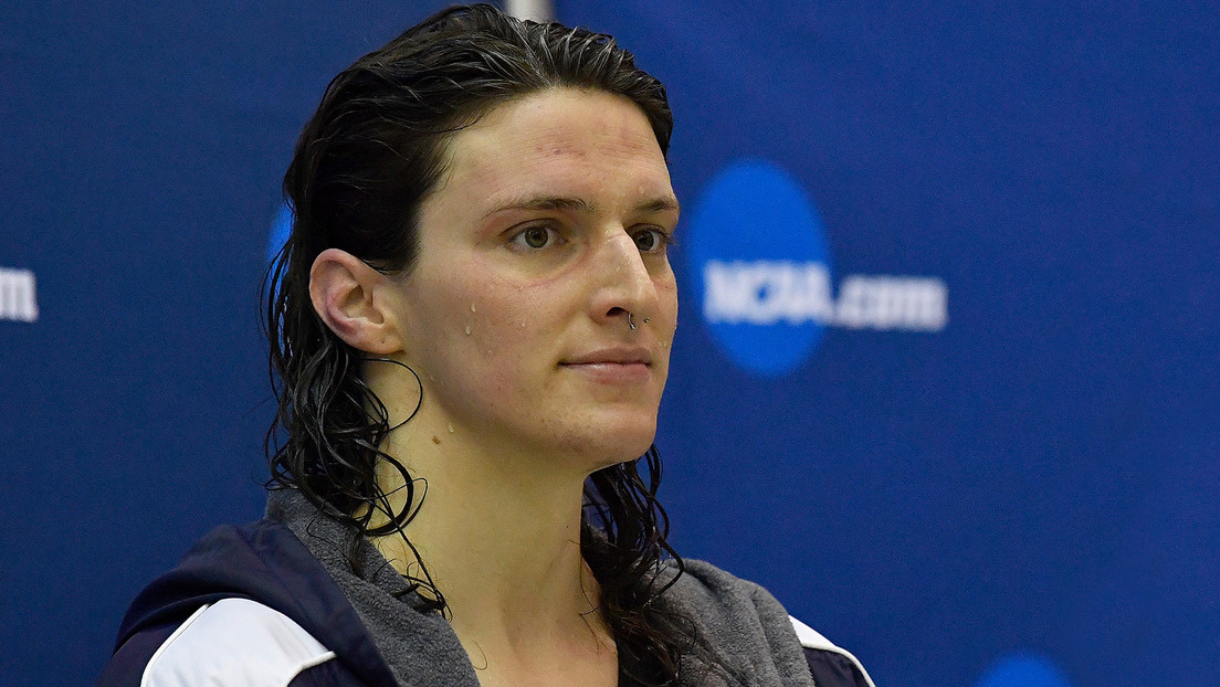 Suspenden financiación de 175 millones de dólares a una universidad de EE.UU. por atleta transgénero