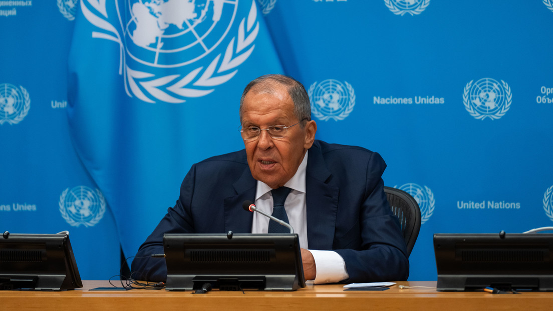 Lavrov: Los dirigentes de Ucrania no representan los intereses de una gran parte de la población