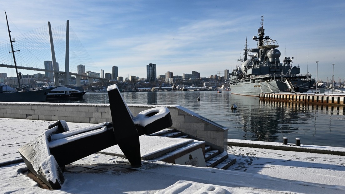 Putin: Rusia hará todo para mantener su estatus de poderosa potencia marítima