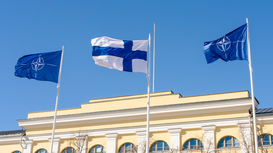 Exasesor de la UE: la entrada de Finlandia en la OTAN puede convertirla en "campo de batalla contra Rusia"