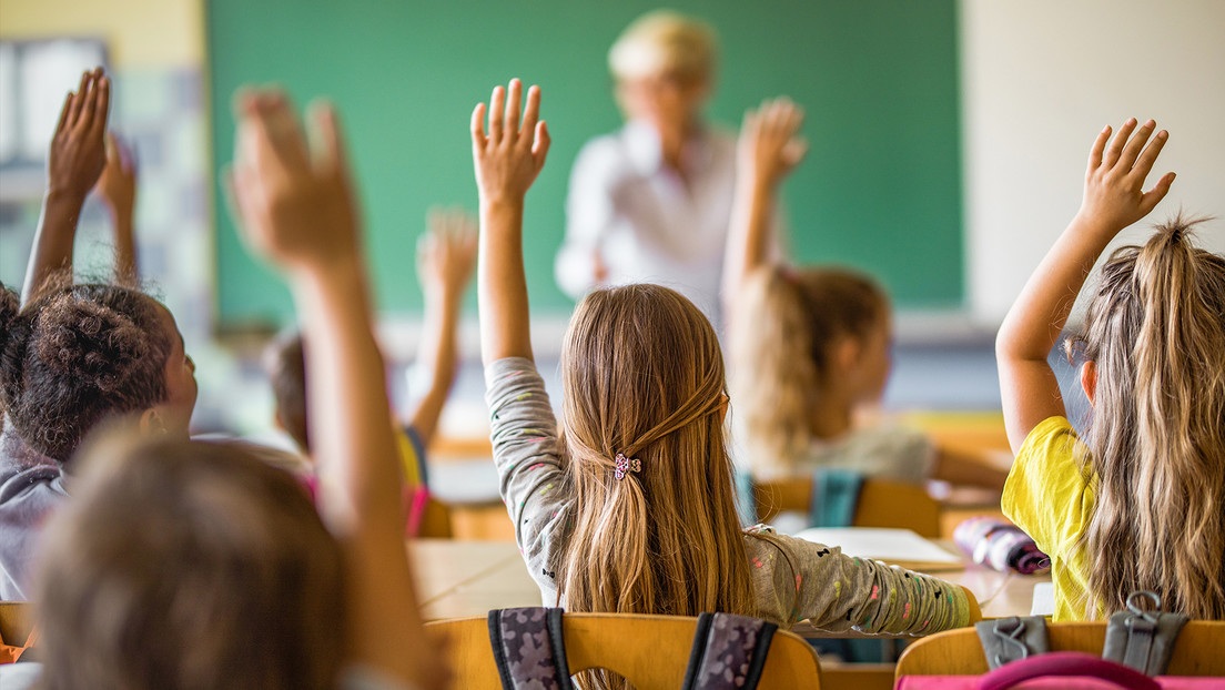 Gobierno de EE.UU. denuncia que en California enseñan a niños a usar juguetes sexuales