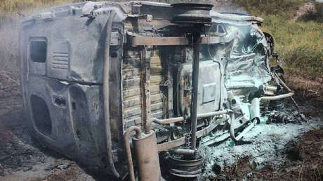 Iba a tirar las cenizas de su esposo y muere en un choque junto a su hija en Argentina