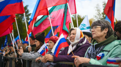 Lavrov: Rusia no transigirá con Ucrania, poniendo en peligro a personas que "privaron de su historia"