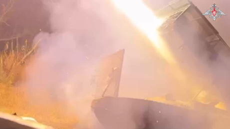 VIDEO: La ira del Solntsepiok ruso que no deja lugar a escape