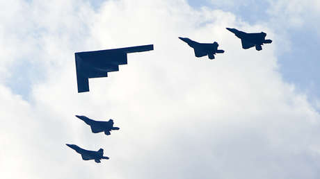 EE.UU. envía bombarderos B-2 a una base militar secreta: ¿qué pasa?
