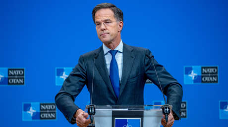 Lavrov califica al jefe de la OTAN de "hombre ridículo y patético"