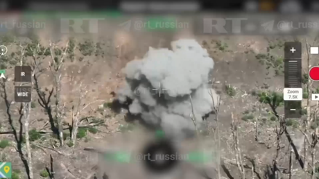 VIDEO: Soldados rusos vuelan una tubería con combatientes ucranianos que rechazaron rendirse