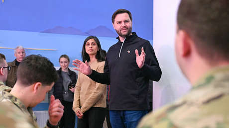 "Hace un frío de mierda aquí": Vance distiende el ambiente durante su visita a Groenlandia