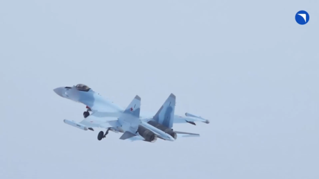 "Para conquistar la supremacía en el aire": La Fuerza Aeroespacial rusa recibe nuevo lote de cazas Su-35S