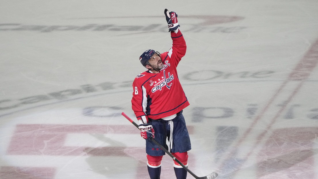 El ruso Alexánder Ovechkin repite el récord de Wayne Gretzky que parecía eterno