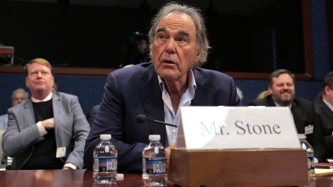 Cineasta estadounidense Oliver Stone denuncia la "mentira" sobre el 'Russiagate'
