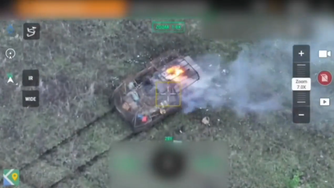 VIDEO: Un dron FPV ruso impacta y calcina un blindado de Ucrania