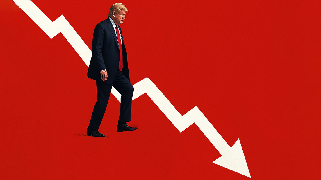 Gurú financiero explica por qué Trump "capituló" en su plan de aranceles