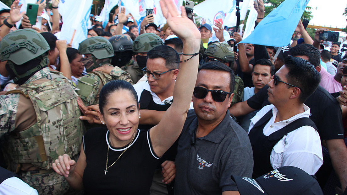 Luisa González denuncia que Noboa le cambió de forma "abrupta" a su equipo de seguridad