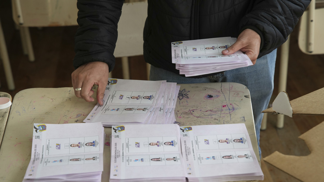 Noboa vence en el balotaje en Ecuador, según datos oficiales