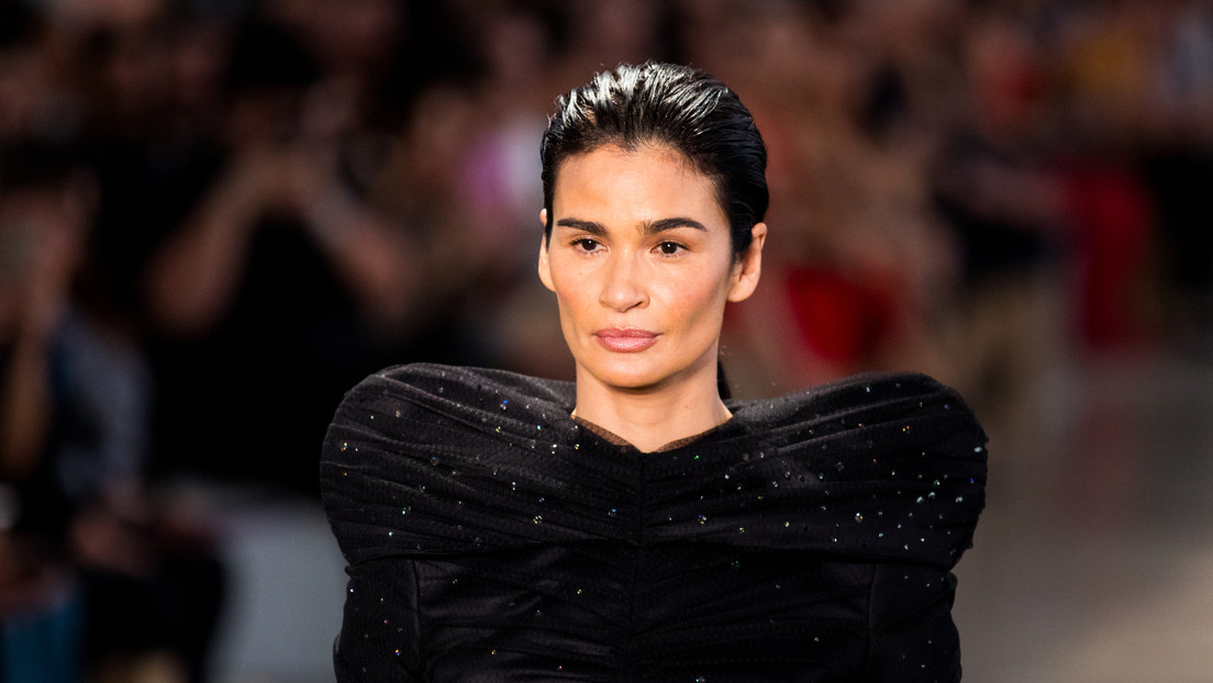 Popular modelo brasileña revela enfermedad incurable tras meses de ignorar señales en su cuerpo